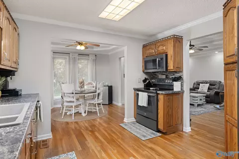 Kitchen - 96 Seneca Springs Dr, Trinity, AL 35673 photo 2 of 3