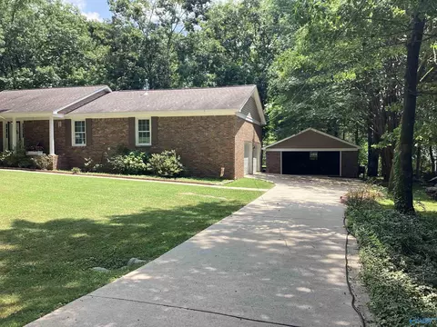 81 Sharon Ave, Trinity, AL 35673 photo 2