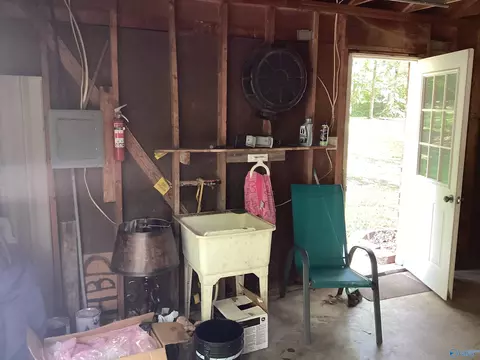 81 Sharon Ave, Trinity, AL 35673 photo 17