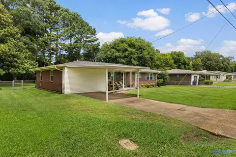1249 Maple St, Killen, AL 35645 photo 3