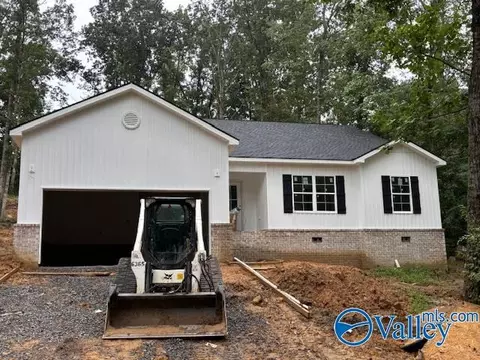 303 Chambers Rd, Arab, AL 35016