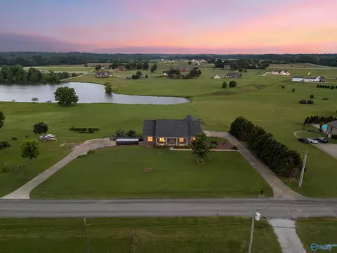 2021 County Road 111, Killen, AL 35645 photo 3