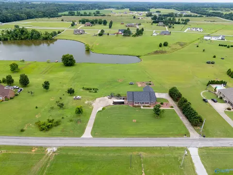 2021 County Road 111, Killen, AL 35645 photo 38
