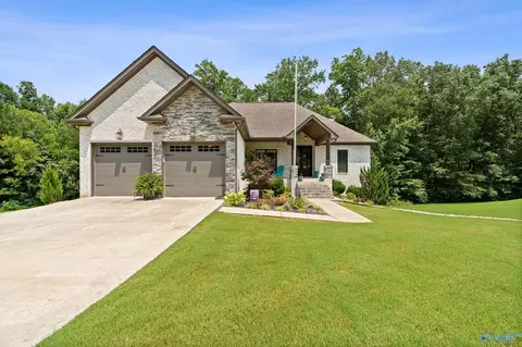 288 Hickory Park Rd, Killen, AL 35645 photo 2