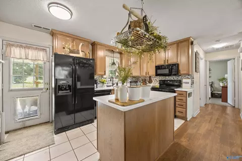 61 Sharp Rd, Somerville, AL 35670 photo 9