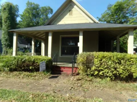 207 Cain St, Decatur, AL 35601