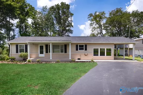 286 Ayers Cir, Grant, AL 35747 photo 2