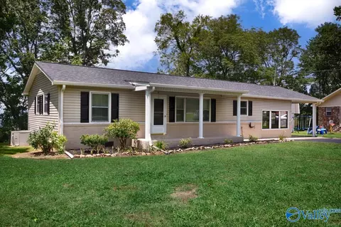 286 Ayers Cir, Grant, AL 35747 photo 1