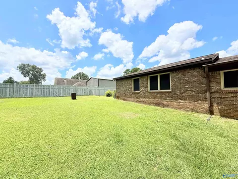 Exterior - 89 Bell Dr, Trinity, AL 35673 photo 3 of 9
