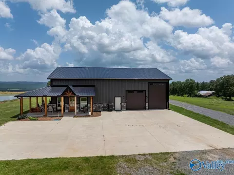 1411 Thompson Falls Rd, Guntersville, AL 35976