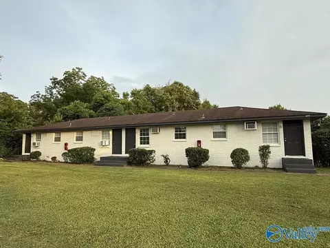 2818 Hood Rd, Huntsville, AL 35805