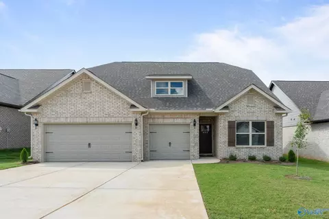 410 Ledgeway Dr, Harvest, AL 35749