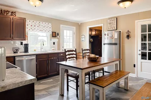 55 County Road 548, Trinity, AL 35673 photo 9