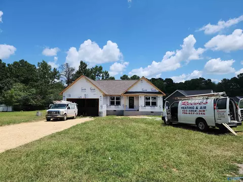 20 Vfw Rd, Rainsville, AL 35986