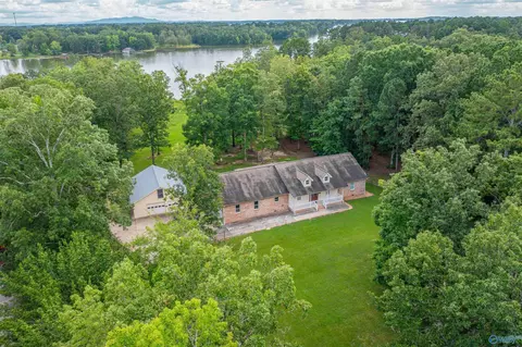 4000 Coosa St, Cedar Bluff, AL 35959