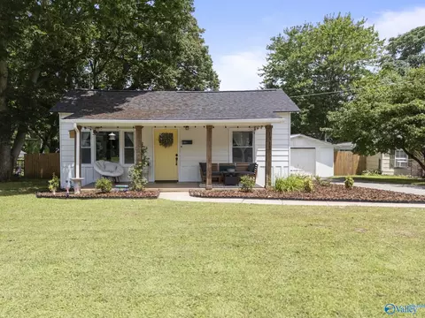 1313 Oshaughnessy Ave, Huntsville, AL 35801