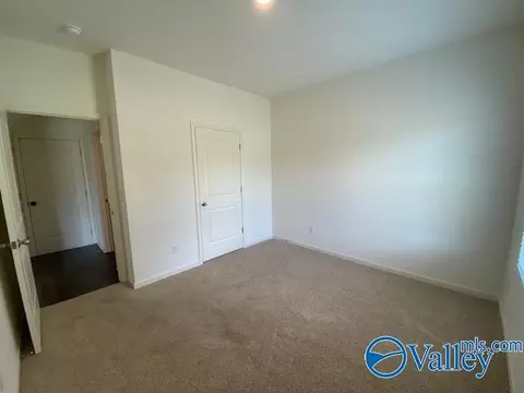 2425 Bluff Haven Ln, Hokes Bluff, AL 35903 photo 6