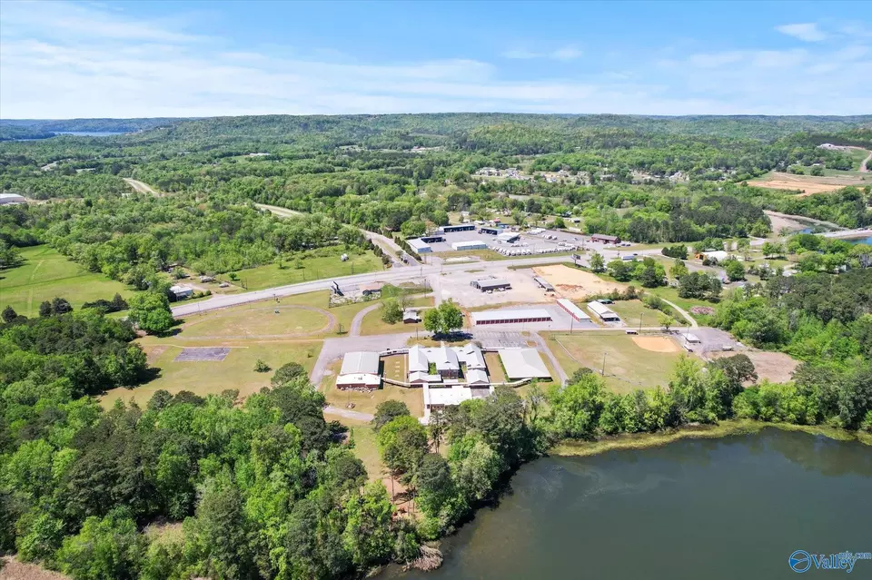  140 Claysville School Rd, Guntersville, AL 35976 photo 7