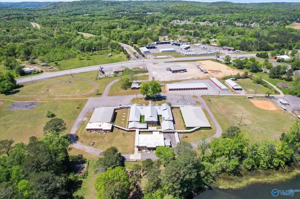  140 Claysville School Rd, Guntersville, AL 35976 photo 6