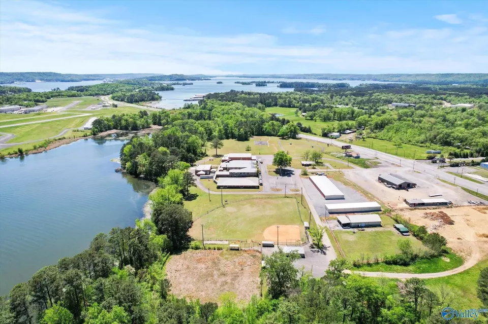  140 Claysville School Rd, Guntersville, AL 35976 photo 1