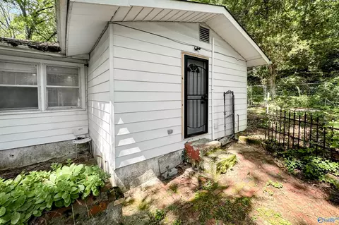 Exterior - 252 N Greenway Dr, Trinity, AL 35673 photo 3 of 6
