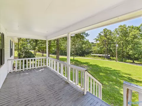 57 11th St, Winfield, AL 35594