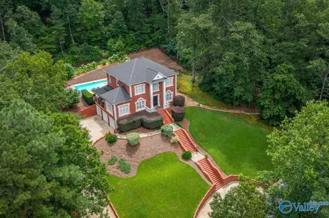174 Greenbrier Rd, Gadsden, AL 35901