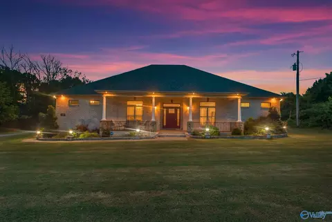 737 Capshaw Rd, Madison, AL 35757