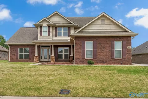304 Summerglen Rd, Madison, AL 35756