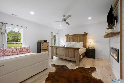 Bedroom - 237 Shadowfax Farm Rd, Grant, AL 35747 photo 1 of 4