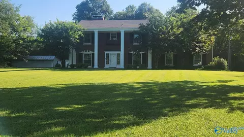 1708 W Market St, Athens, AL 35611