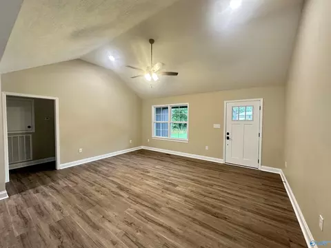 Living - 1609 Pine Pl, Southside, AL 35907 photo 1 of 6