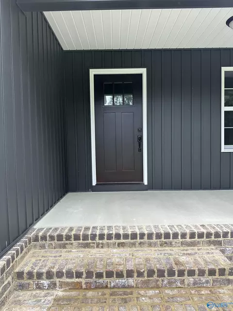 Exterior - 1609 Pine Pl, Southside, AL 35907 photo 4 of 8