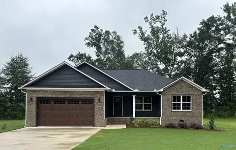 1609 Pine Pl, Southside, AL 35907