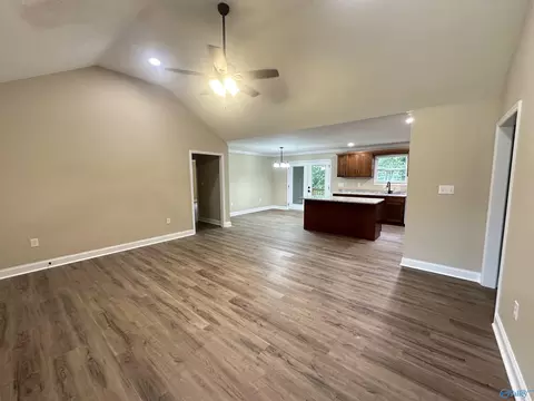 Living - 1609 Pine Pl, Southside, AL 35907 photo 3 of 6