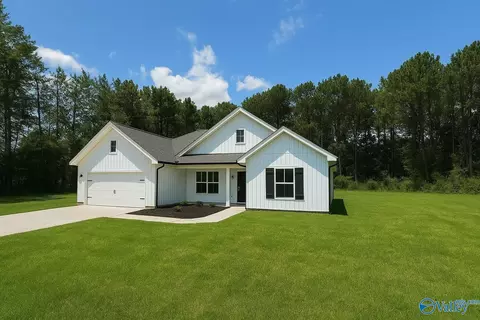 335 Maple Cir, Arab, AL 35016 photo 1