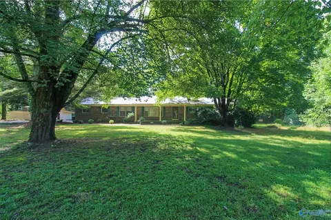 Exterior - 2466 Highway 71, Dutton, AL 35744 photo 6 of 13