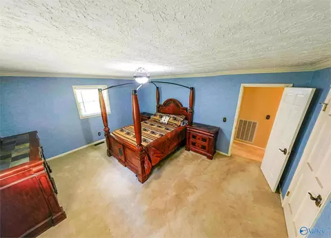 Bedroom - 2466 Highway 71, Dutton, AL 35744 photo 2 of 3