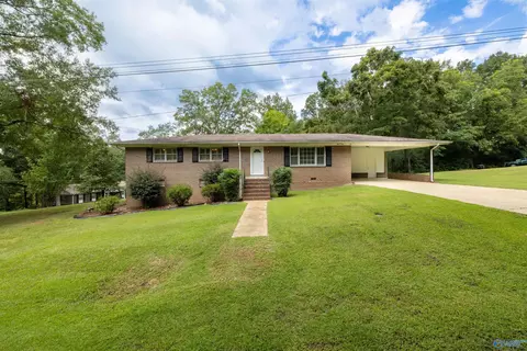 121 Silk St, Hamilton, AL 35570
