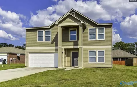 105 Fire Fly Ln, Owens Cross Roads, AL 35763