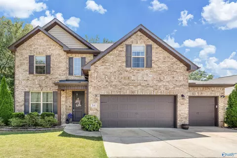 381 Willow Bank Cir, Decatur, AL 35603