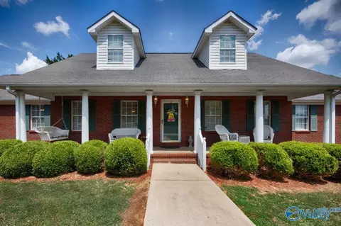 17281 Huntsville Brownsferry Rd, Athens, AL 35611