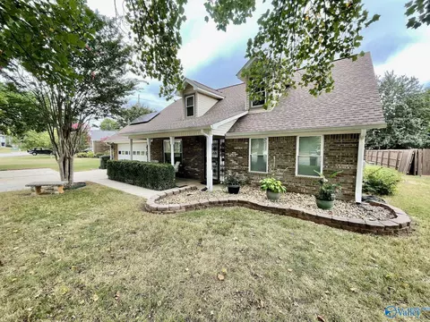 122 Todd Dr, Madison, AL 35758