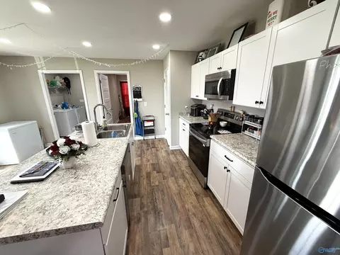 Kitchen - 520 County Road 1663, Cullman, AL 35058 photo 3 of 4