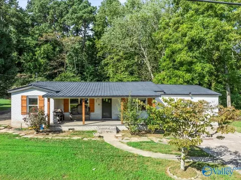 1107 Mcville Rd, Boaz, AL 35957