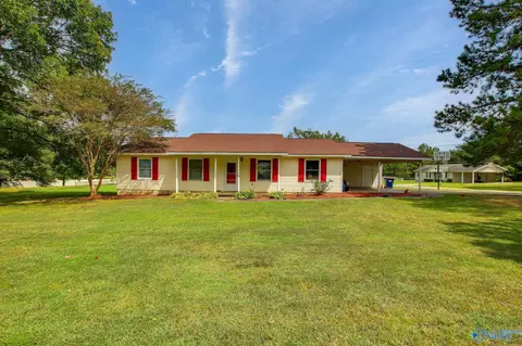 3850 Huckaby Bridge Rd, Falkville, AL 35622