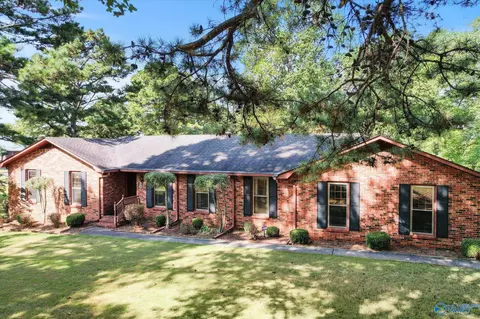 4313 Indian Hills Rd, Decatur, AL 35603