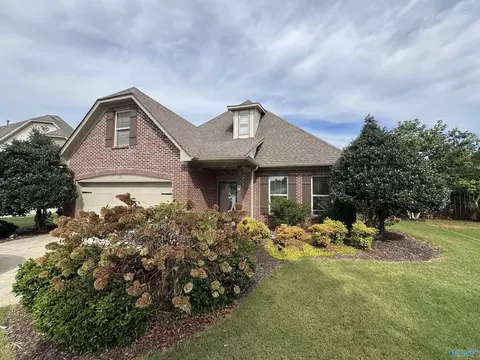22 Maple Grove Blvd, Huntsville, AL 35824