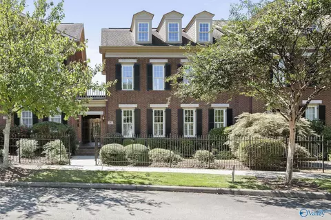 14 Cranston St, Huntsville, AL 35806