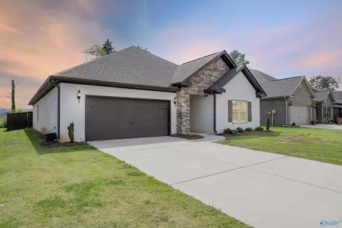 228 Pennington Ave, Huntsville, AL 35811